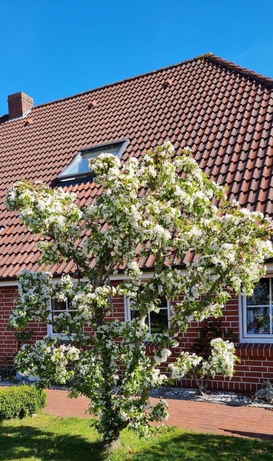 Ostfriesland Apartements -Fewo- Upgant-Schott ภายนอก รูปภาพ